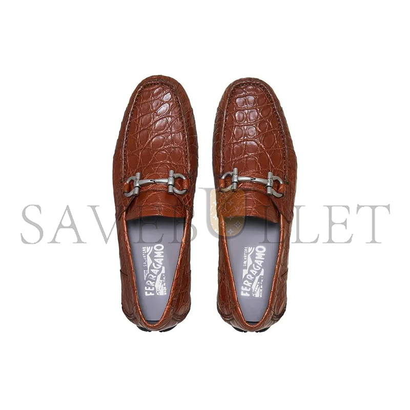 FERRAGAMO GANCINI-BUCKLE LEATHER DRIVING SHOES 
